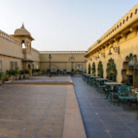 Laxminarayan Club & Resort Vadodara Exterior photo